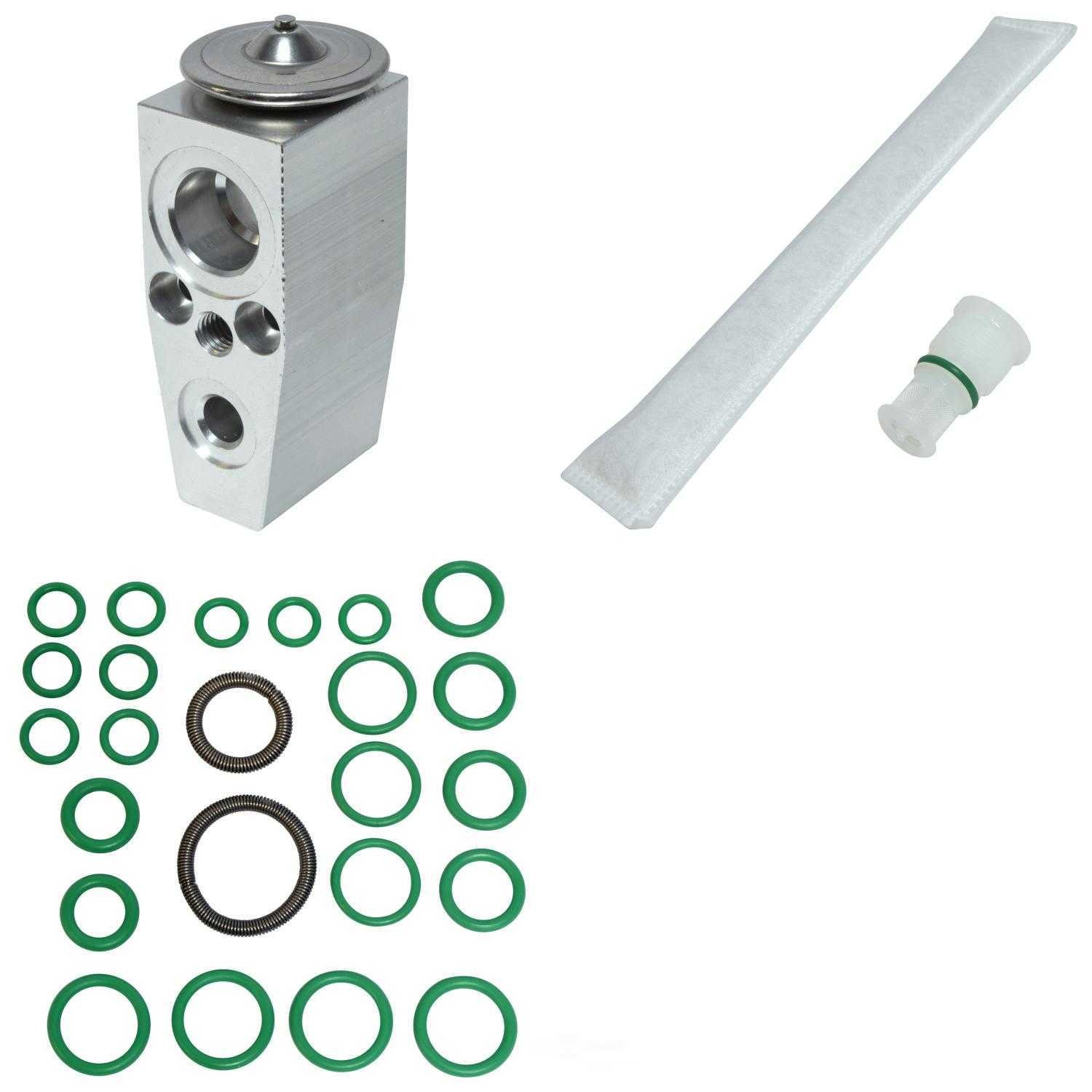 A/C System Repair Kit UAC AK 1522
