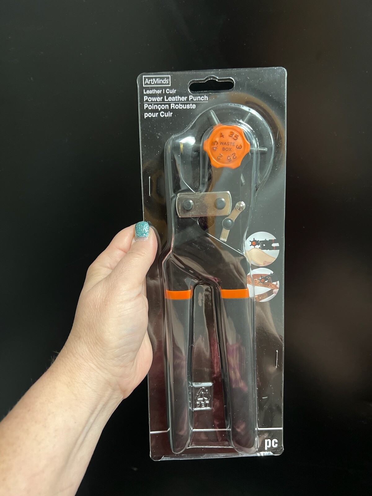 Artminds Power Leather Punch 63248