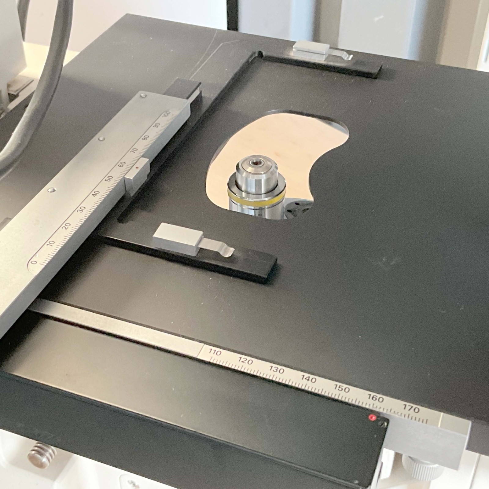 Zeiss Axiovert 100 Inverted Phase Contrast DIC Microscope