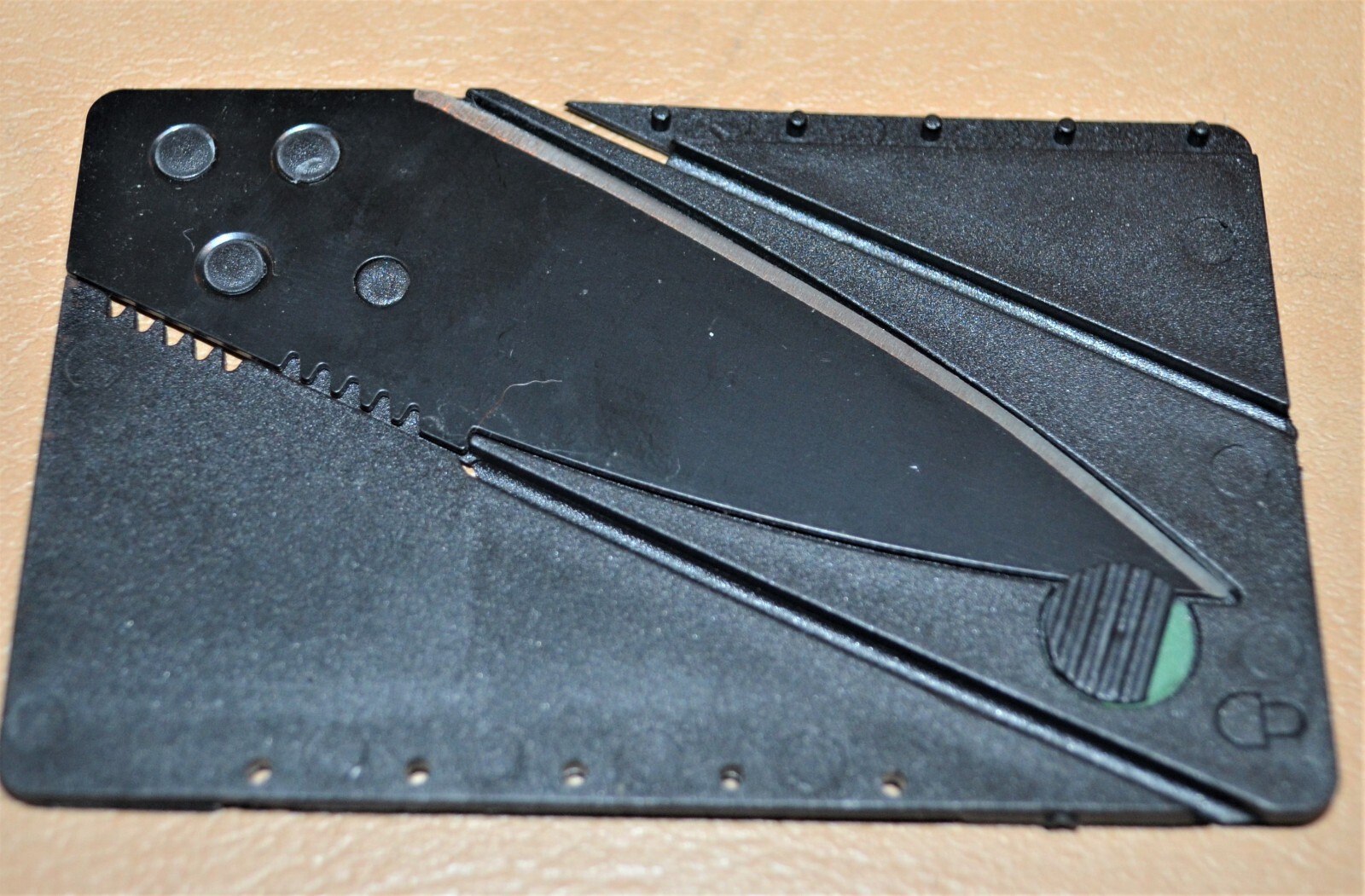 NEW Wallet Size Fold Out 2” Knife in Plastic Case, Thin, Pocket Purse Automobile