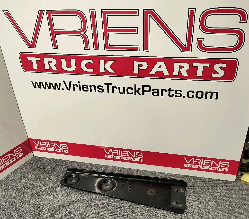 KENWORTH T600 J11-1023 BRACKET-RESERVOIR DISCONTINUED