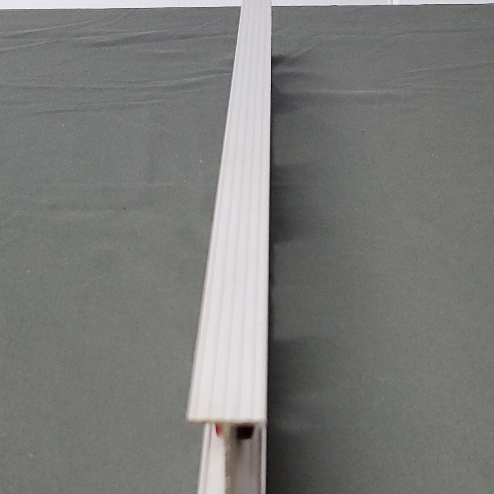 Johnson Level & Tool 24" Aluminum I-Beam Level 3 Bubbles/Vials, 3 Orientations