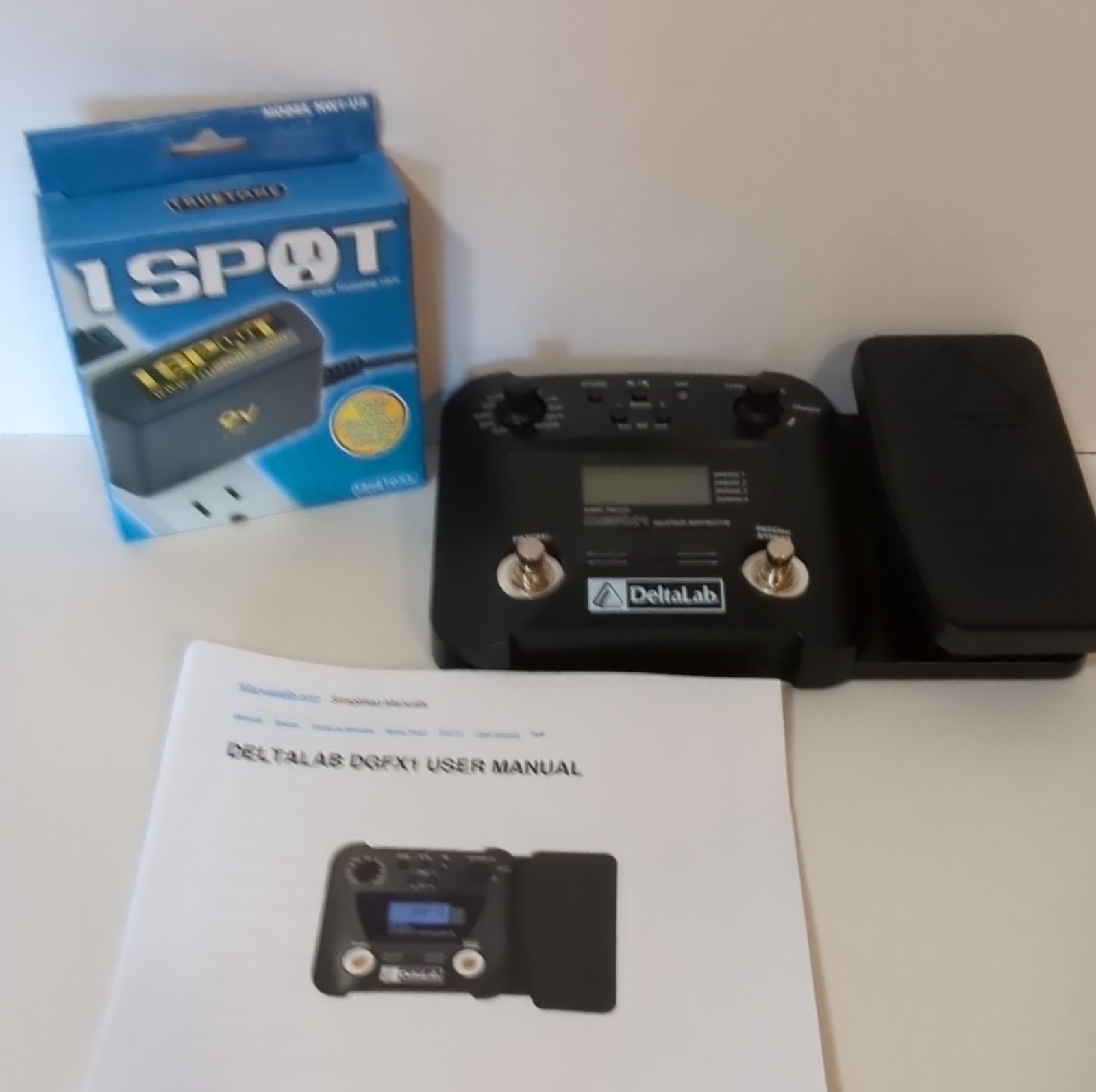 DeltaLab DGFX1 Digital Multi-Effects Processor for Electric Guitar w/AC adapter