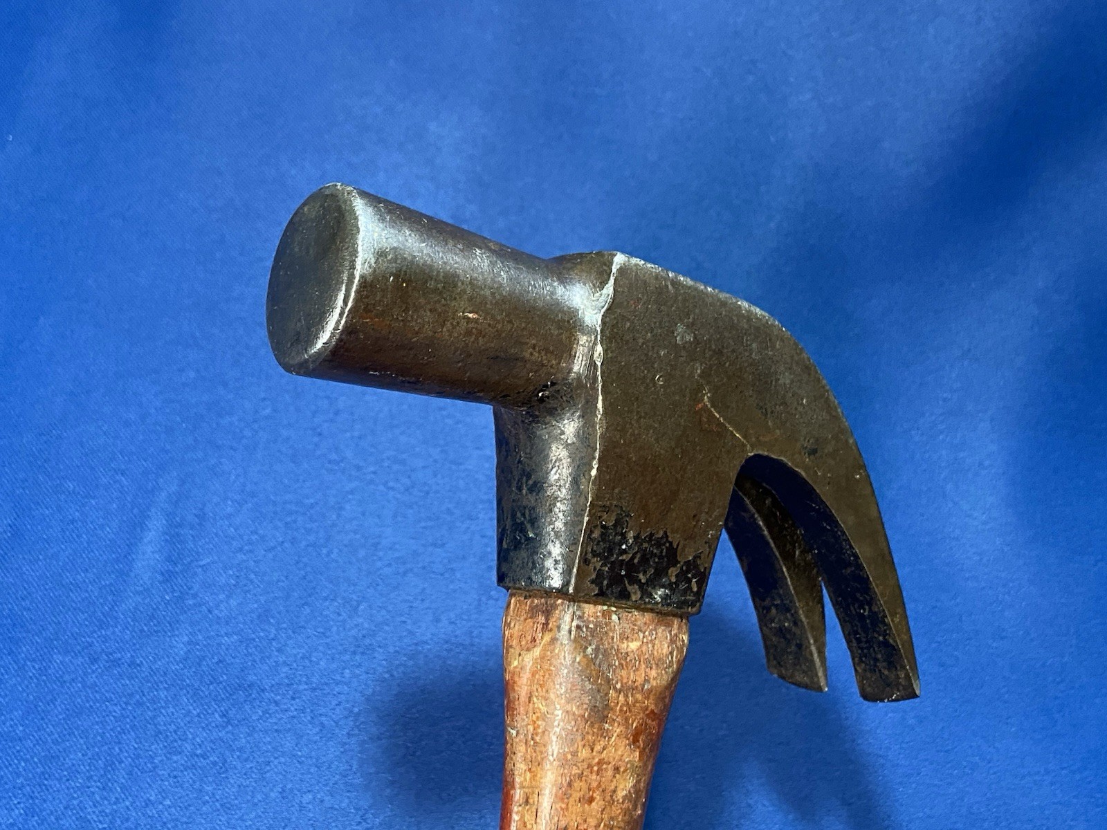 PLUMB USA Curved Claw Hammer