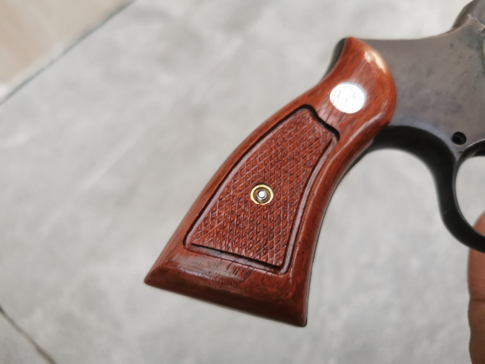 RETRO MAGNA GRIPS FOR S&W K/L FRAME SQUARE BUTT SMITH & WESSON # RANDOM 3