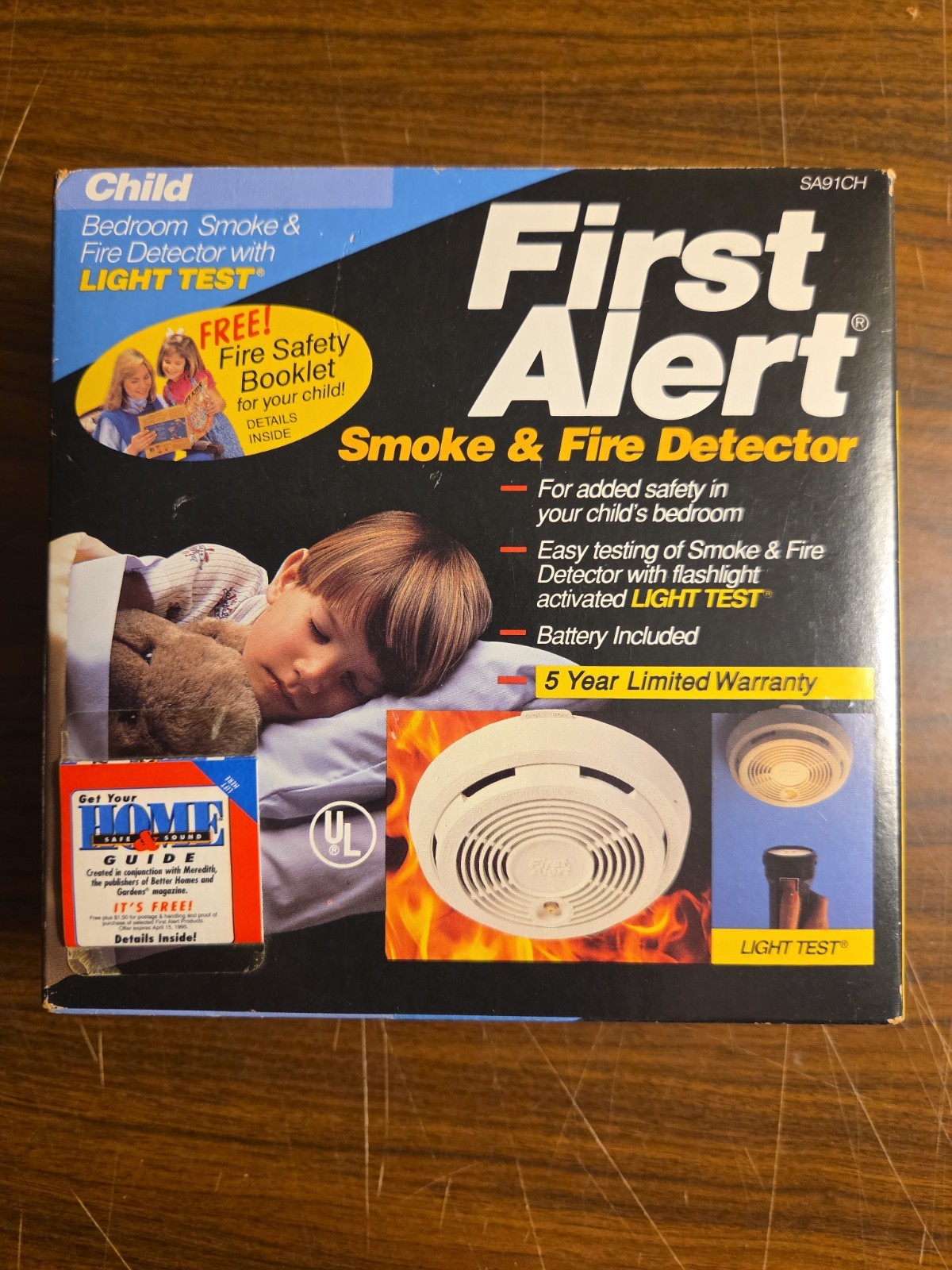 Vintage First Alert Battery Powered Smoke/Fire Detector Alarm SA91CH NOS 1994