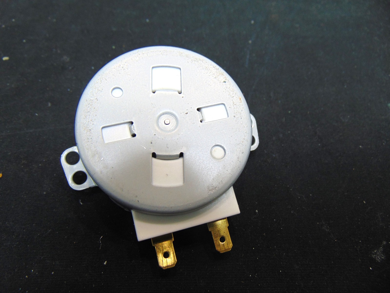 Hisense Microwave HMVZ173SS Turntable Drive Motor WK0048372