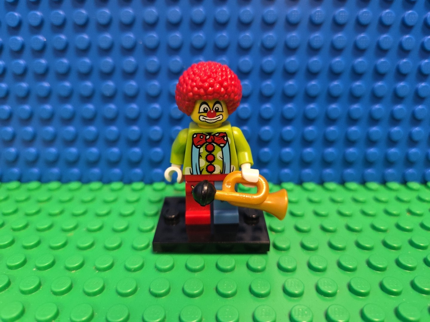 Lego Circus Clown Minifigure Collectible Series 1 Complete 8683 CMF Rare Lot HTF