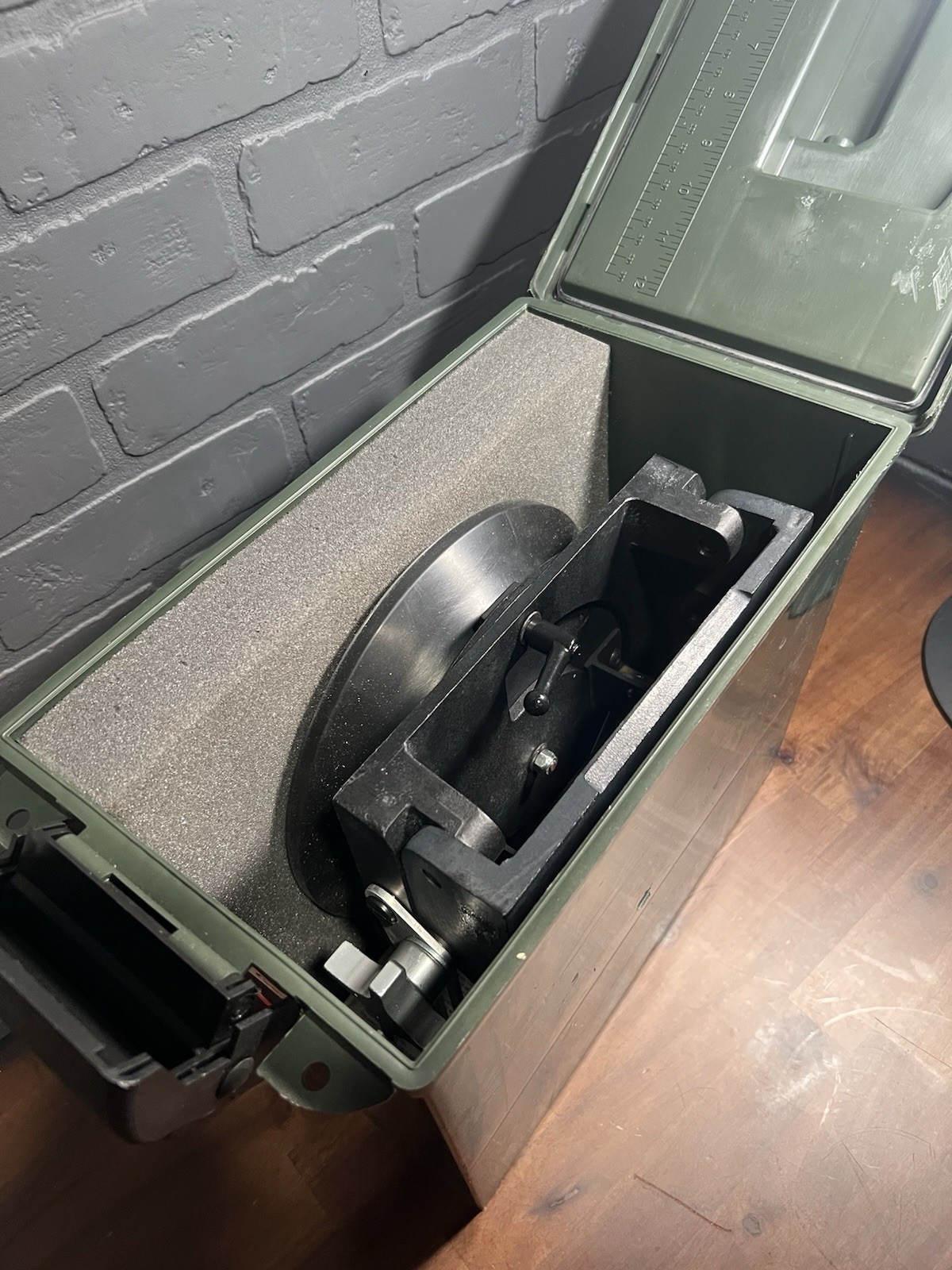 Alan Gordon Super Grip II Professional Vacuum Camera Mount