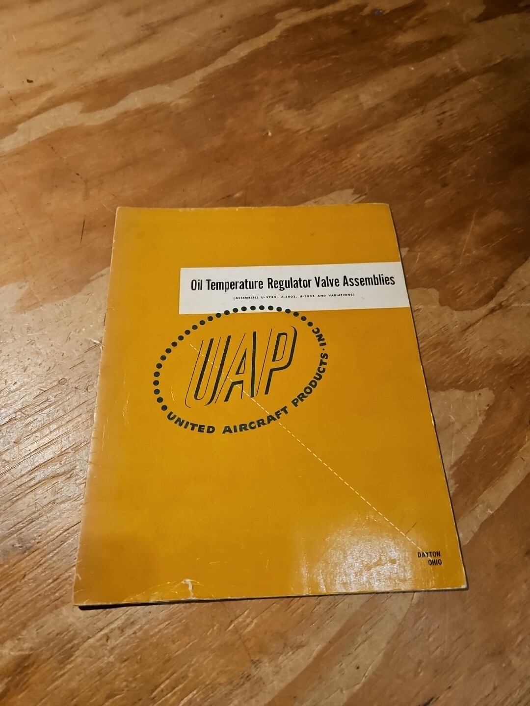 United Aircraft Products Oil Temperature Regulator Valve Assemblies Manual