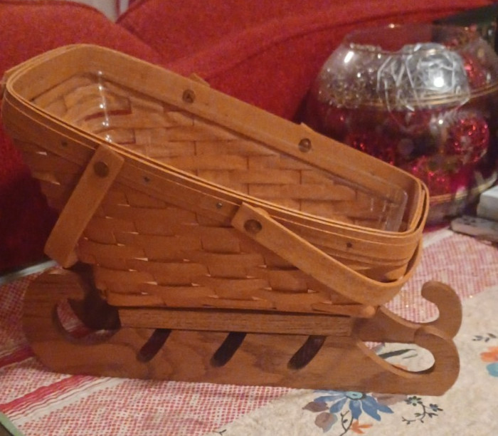 VTG Longaberger Sleigh Basket With Wood Runner Collectible W/plastic Liner