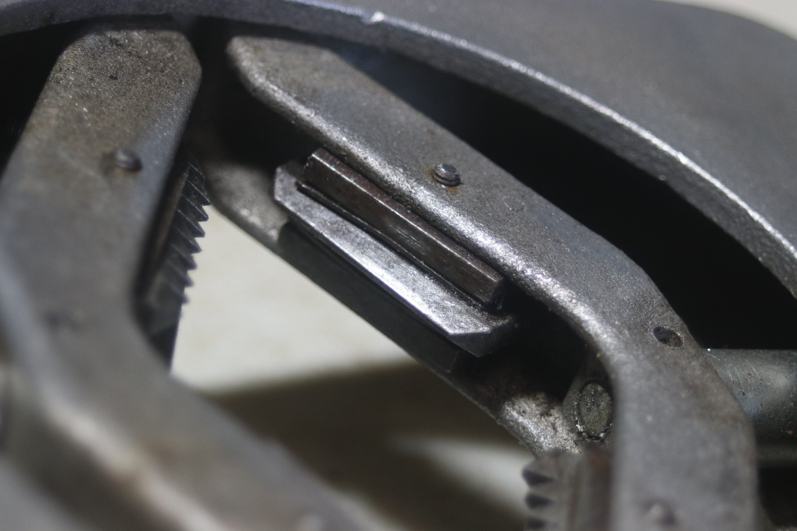 BWP M1942 1-3/4 to 4 Inch Thread Restorer