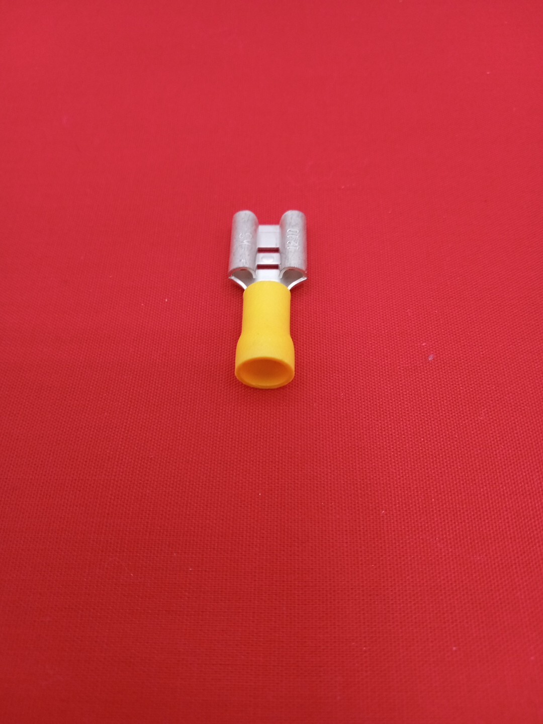 (10Pcs) Yellow Female 22-10Ga AWG VINYL 3/8" Insulated Female Spade Connector