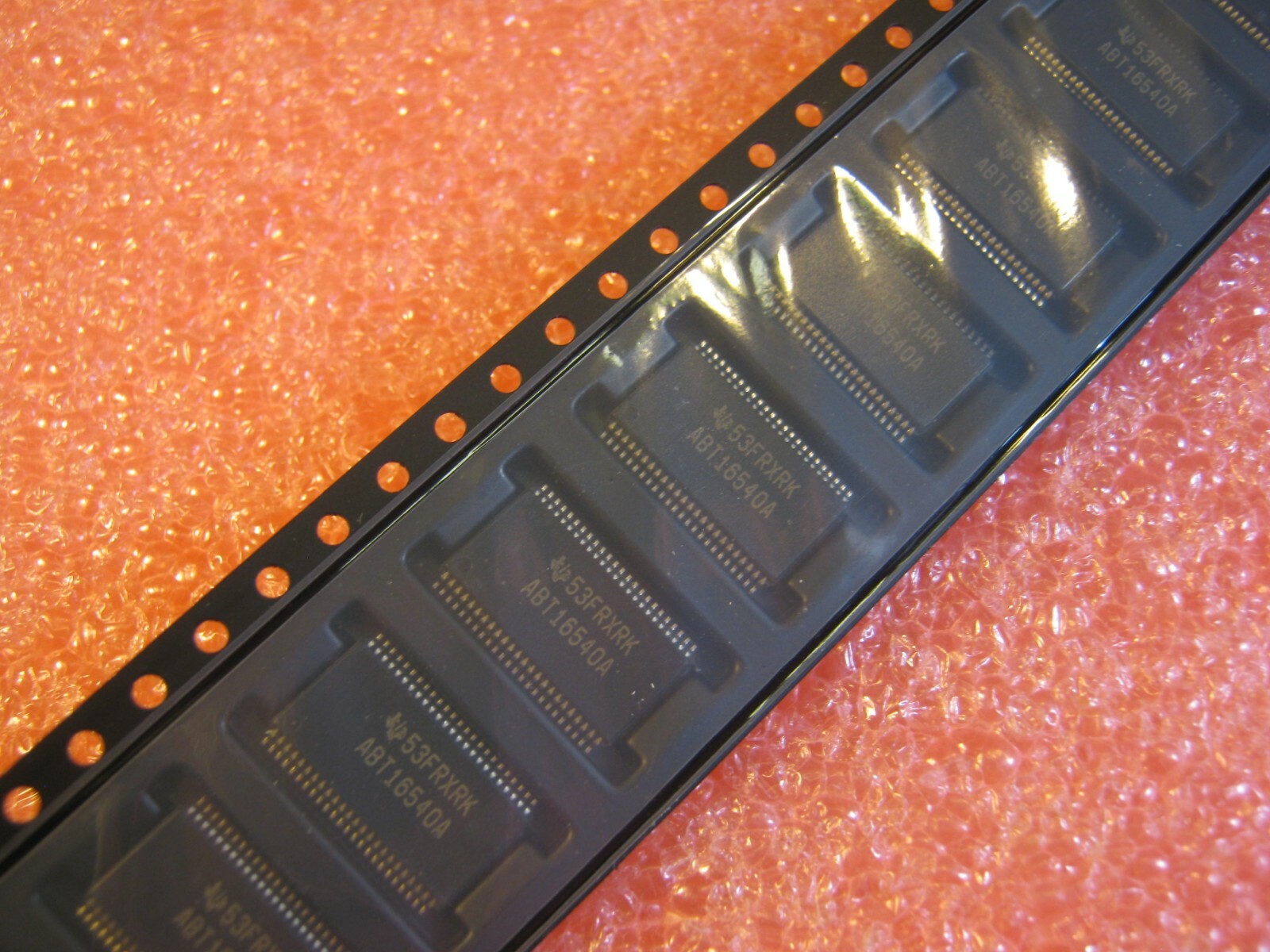 SN74ABT16540ADGG Lot of 20 NOS Pieces from Texas Instruments