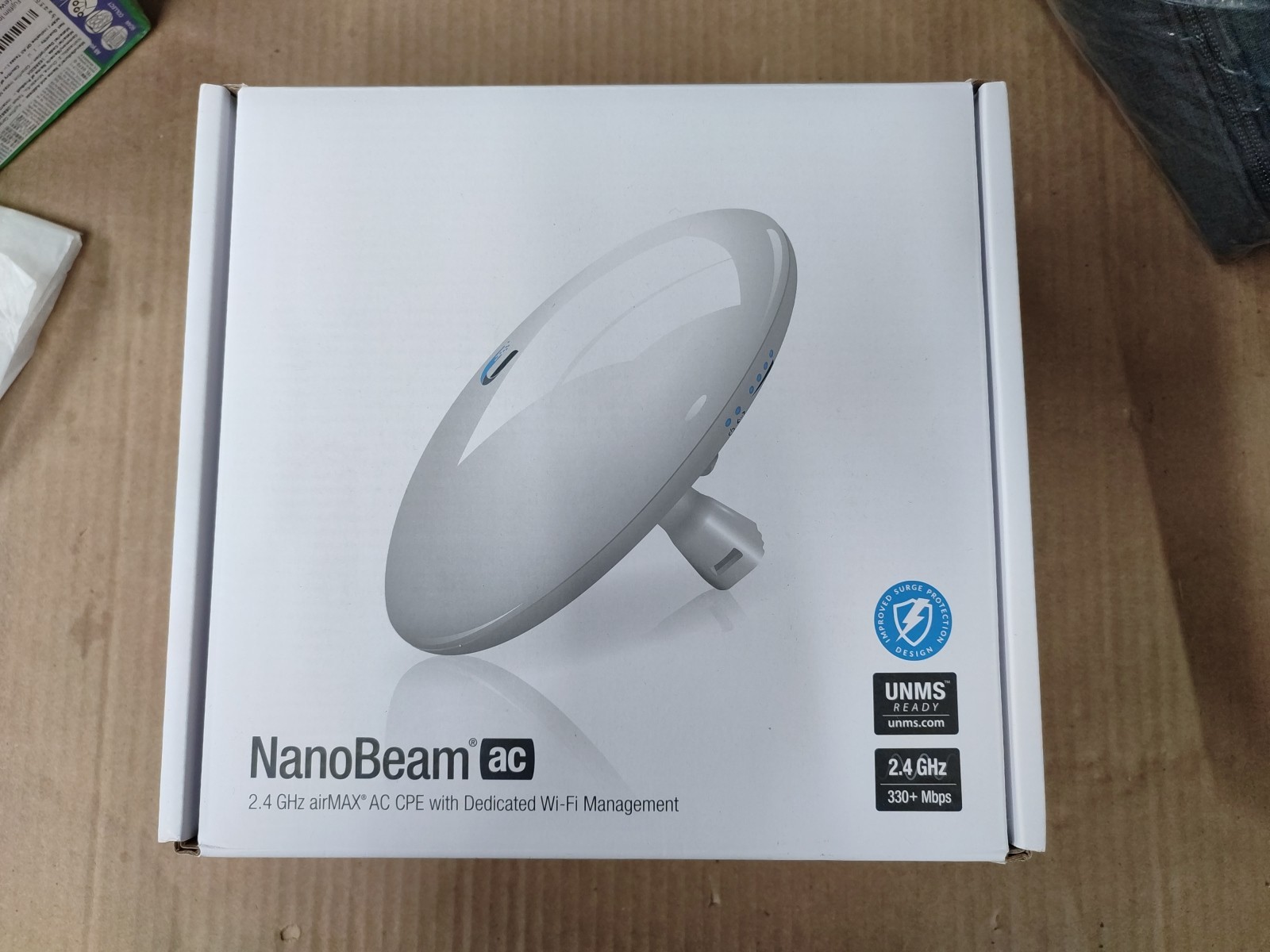 Ubiquiti NanoBeam 2AC airMAX ac CPE with Dedicated Management Radio
