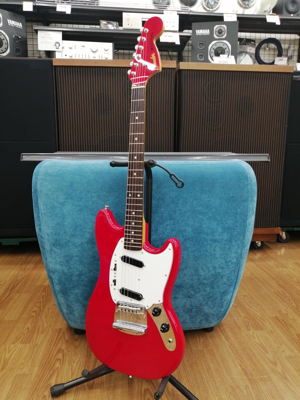 FENDER MG69 electric guitar