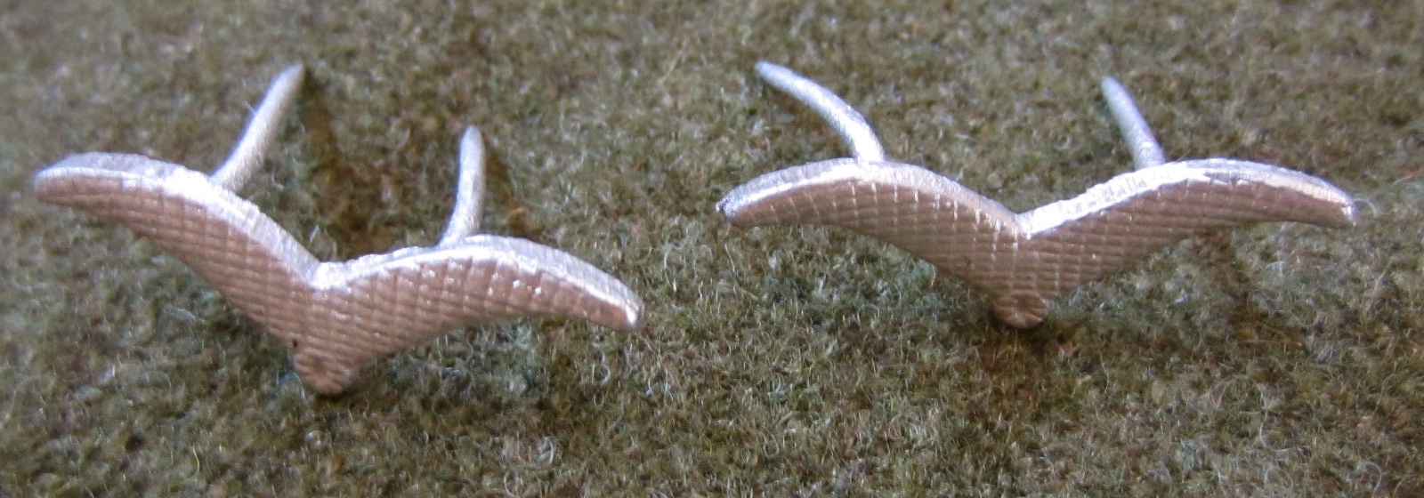 WWII GERMAN LUFTWAFFE COLLAR TABS RANK GULLS- PAIR OF 2