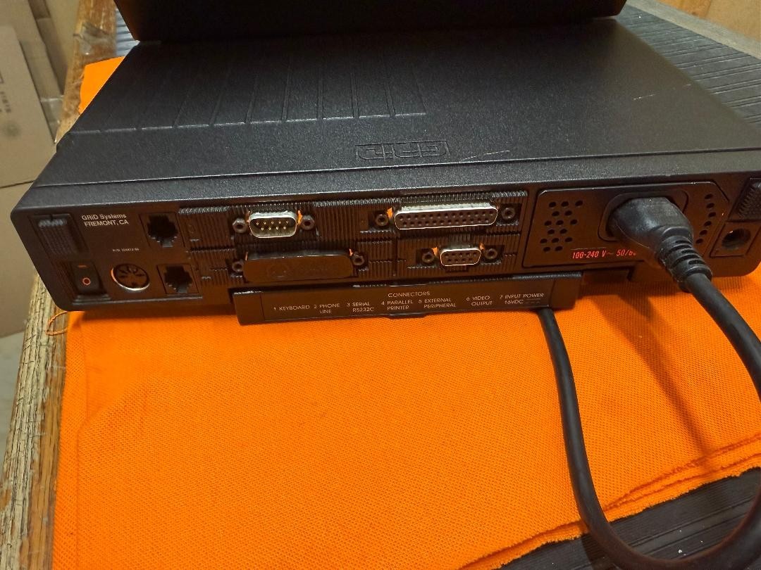 Vintage Grid Systems Gridcase 1520 286 Laptop Computer Fully Working • Floppy