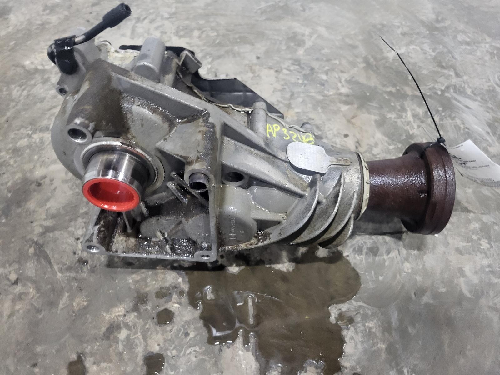 2009 Ford Escape 2.5L Transfer Case (VIN 3, 8th digit) With 166K Miles