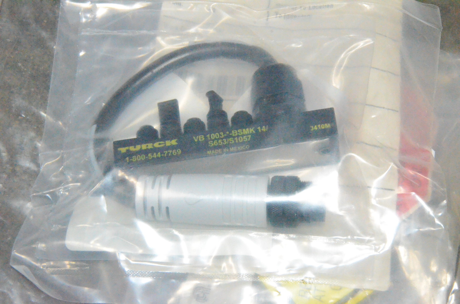 TURCK VB 1003-*-BSMK 14/S653/S1057 3410M Applied Materials 0090-03017 NEW
