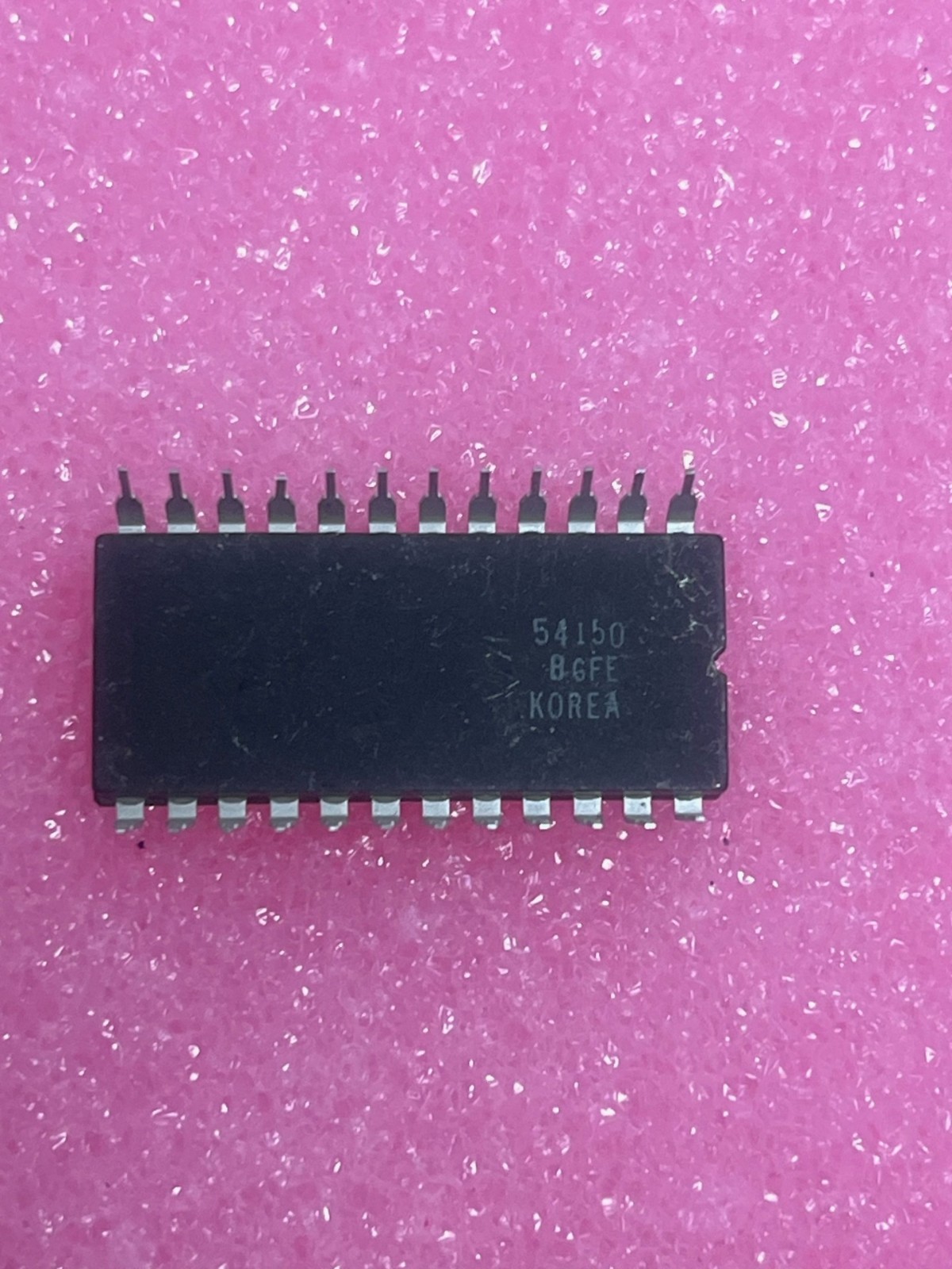 Motorola MC74150AL DIGITAL MULTIPLEXER 16-INPUT 24 pin Ceramic - NEW!