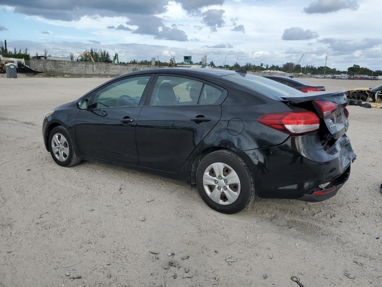 FORTE 2017 Glove Box 4996183