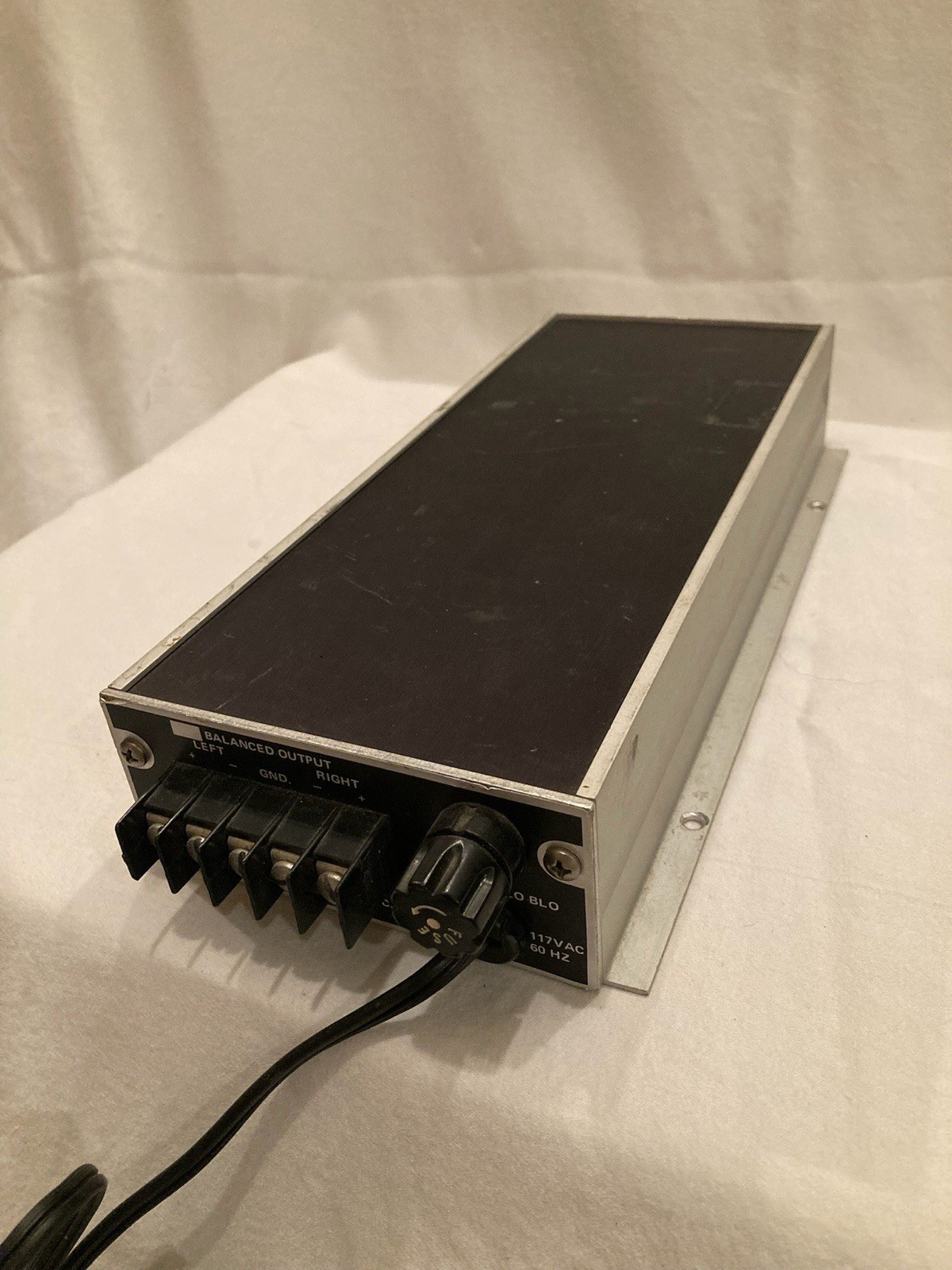 Russco MLD-22 Broadcaster Grade Stereo Phono Preamp, Preamplifier