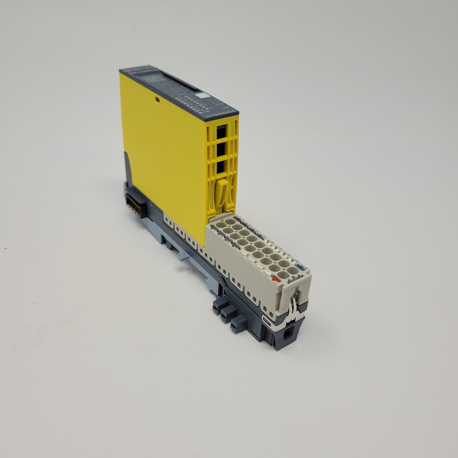Siemens 6ES7 136-6BA00-0CA0 Digital Input Module, F-DI 8x 24 V DC HF, W/ Base