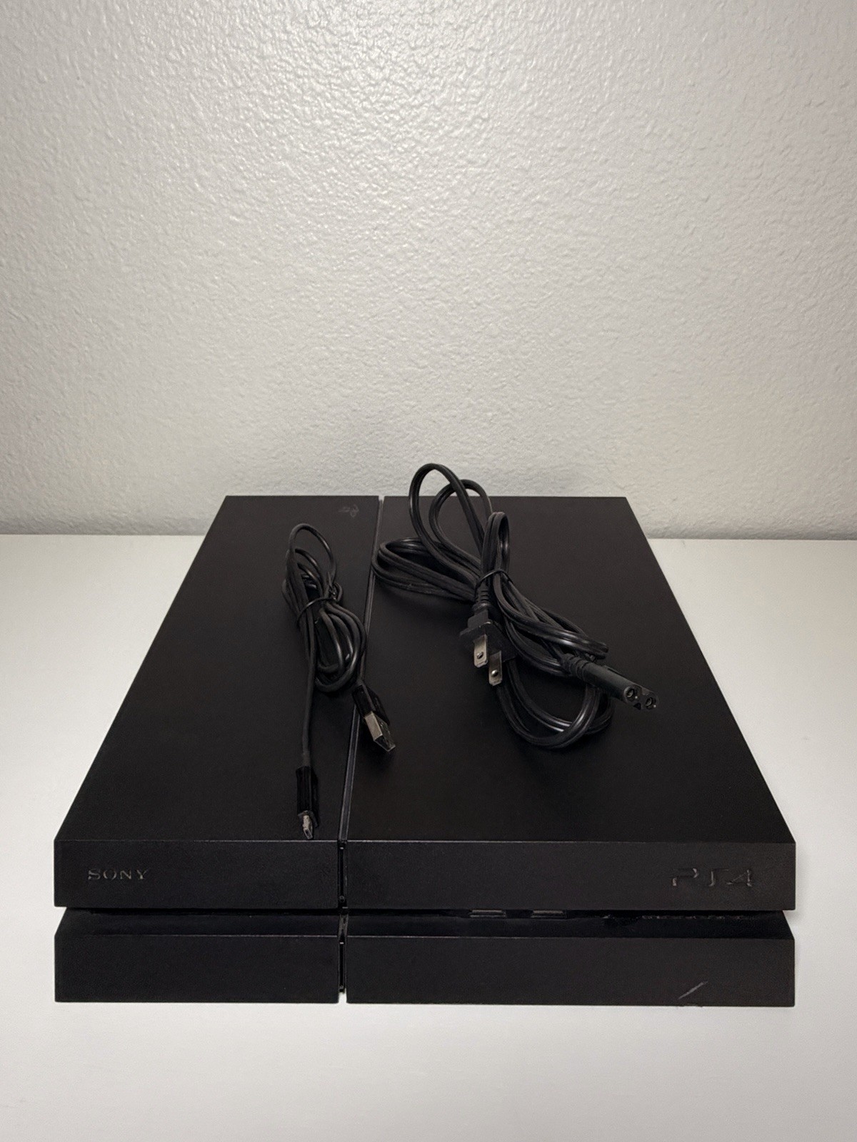 Sony PS4 500GB Black Console Bundle w/ 4 DualShock 4 Controllers Wi-Fi