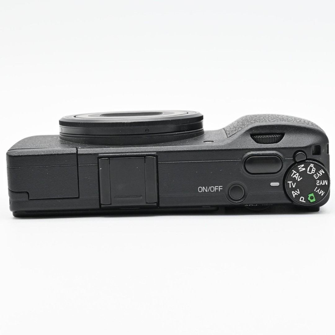 RICOH GR Shutter Count 7690