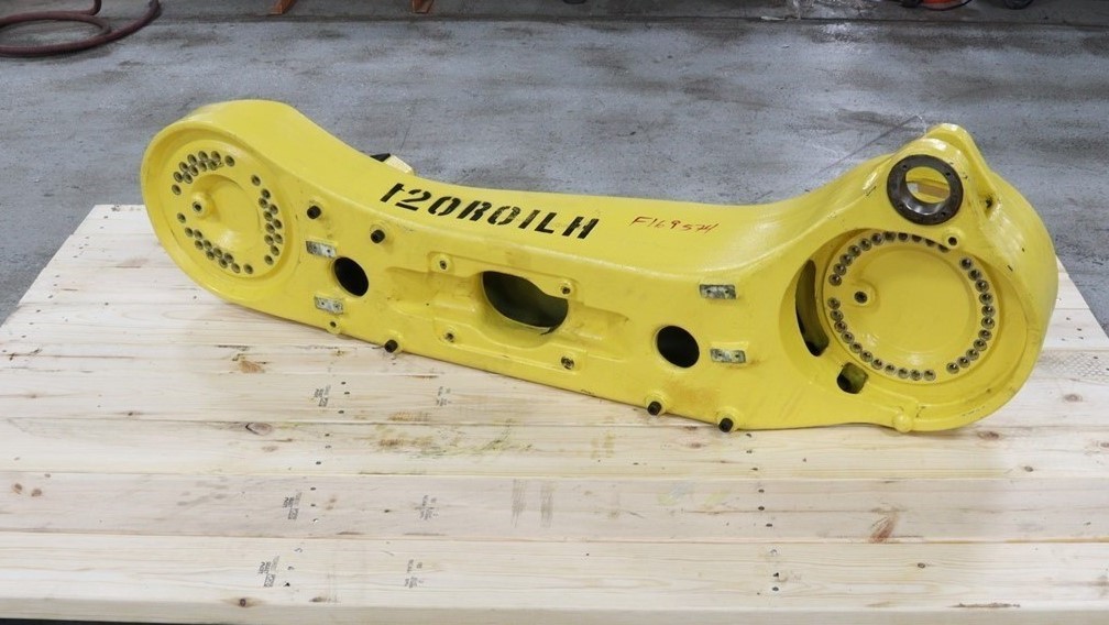 FANUC J2 TO J3 210F ARM CASTING R2000IC
