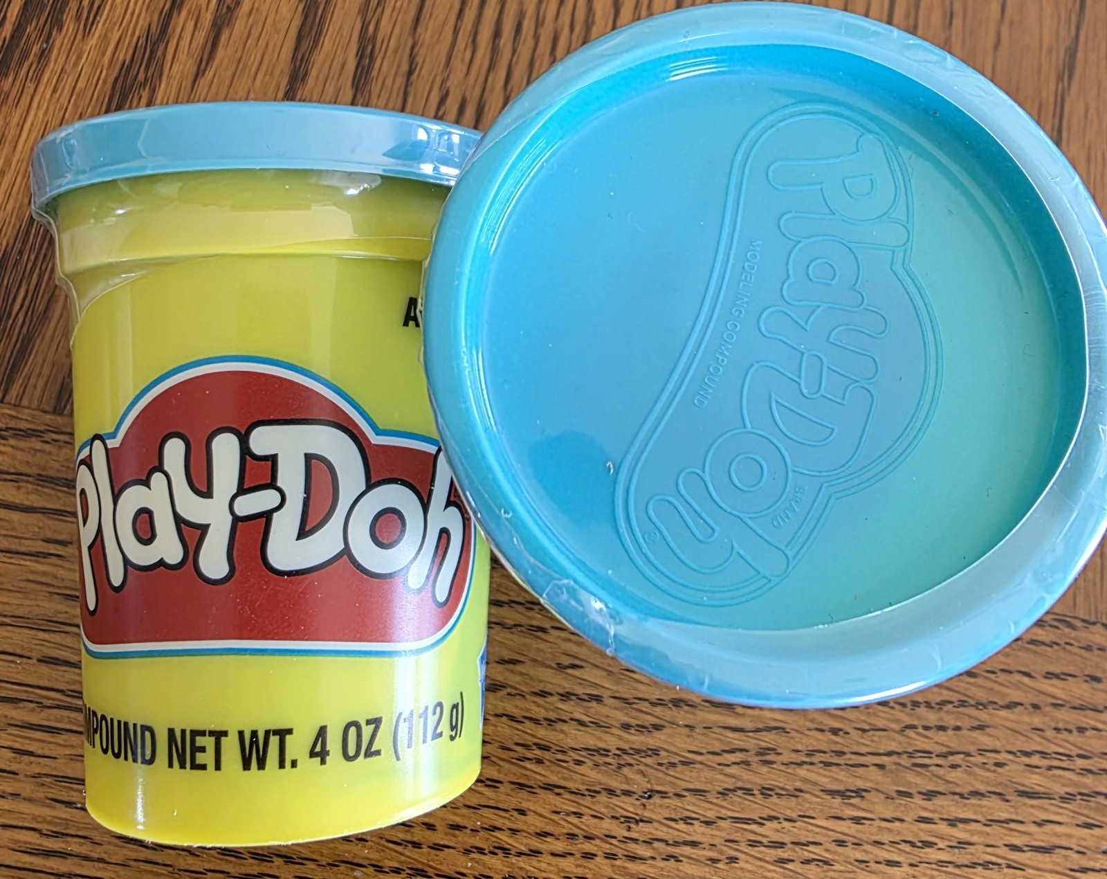 Play-Doh Modeling Compound Yellow 4oz Blue Lid 3-5 Years Age 3-4 4-7
