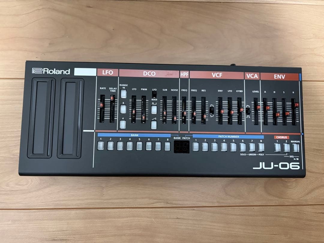 Roland JU-06 229266