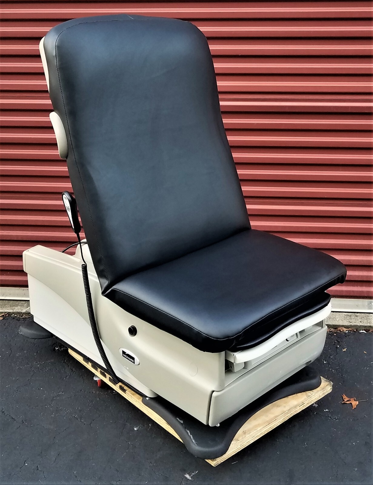 Exam Tables Ritter Midmark Power 625 New Black Upholstery *Premier Used Medical*