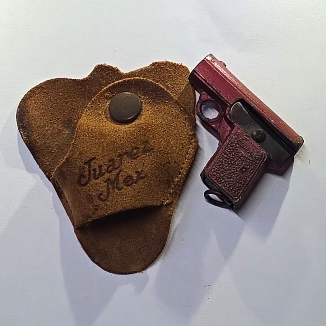 Vintage Mexican Pistol Pencil Sharpener w/ Eraser & Holster – Juarez Mexico