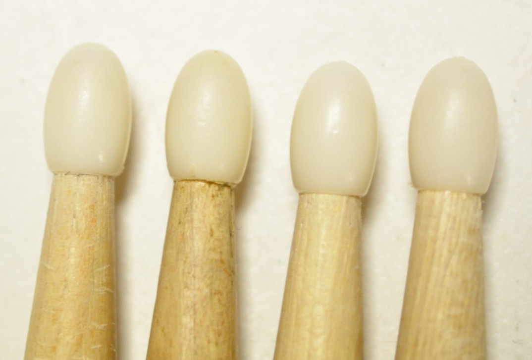4-(four) LA Special 5B drum sticks.