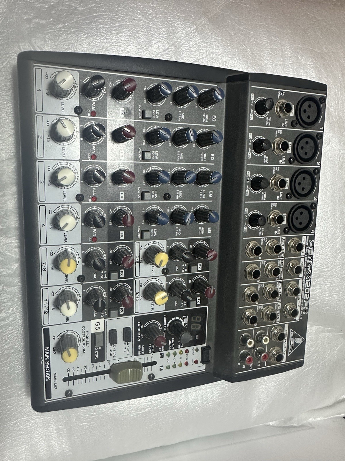Behringer Xenyx 1202FX Premium 12-Input 2-Bus Mixer Tested No Charger
