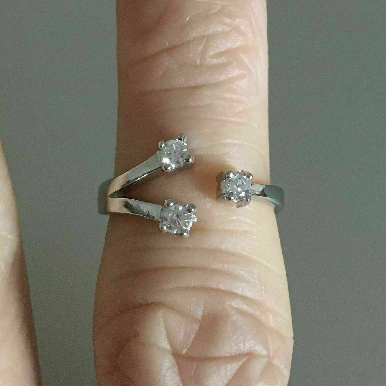 1Ct Round Lab-Created Diamond Adjustable 3 Stone Toe Ring 14K White Gold Finish
