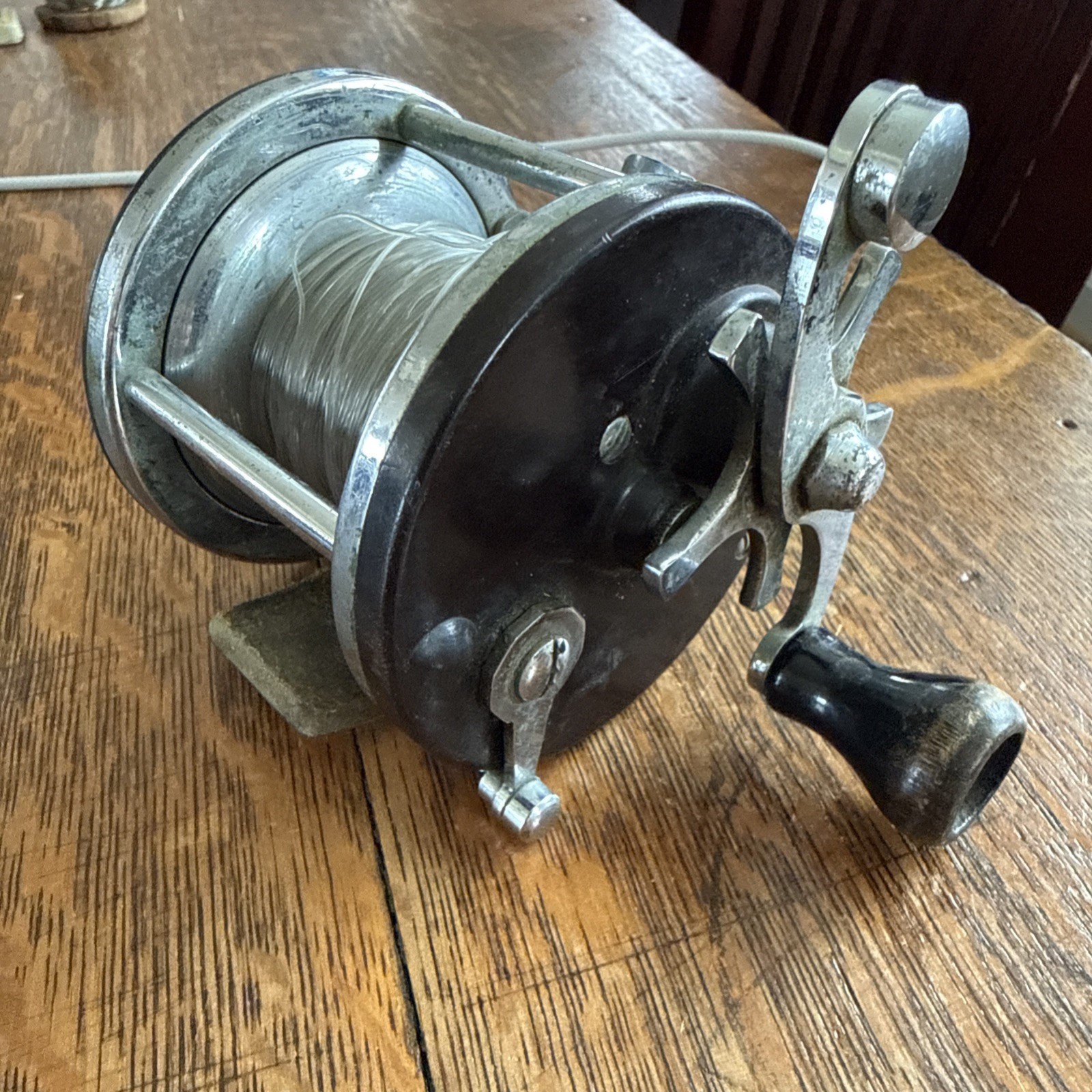 Vintage A.H. Fox Gun Company 250 YD Free Spool Fishing Reel