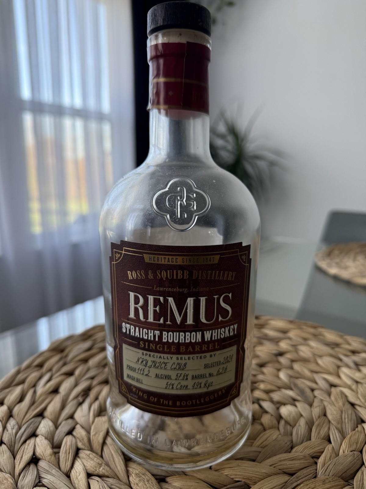Ross&Squibb Distillery REMUS Straight Bourbon Whiskey EMPTY unrised Bottle 750ml