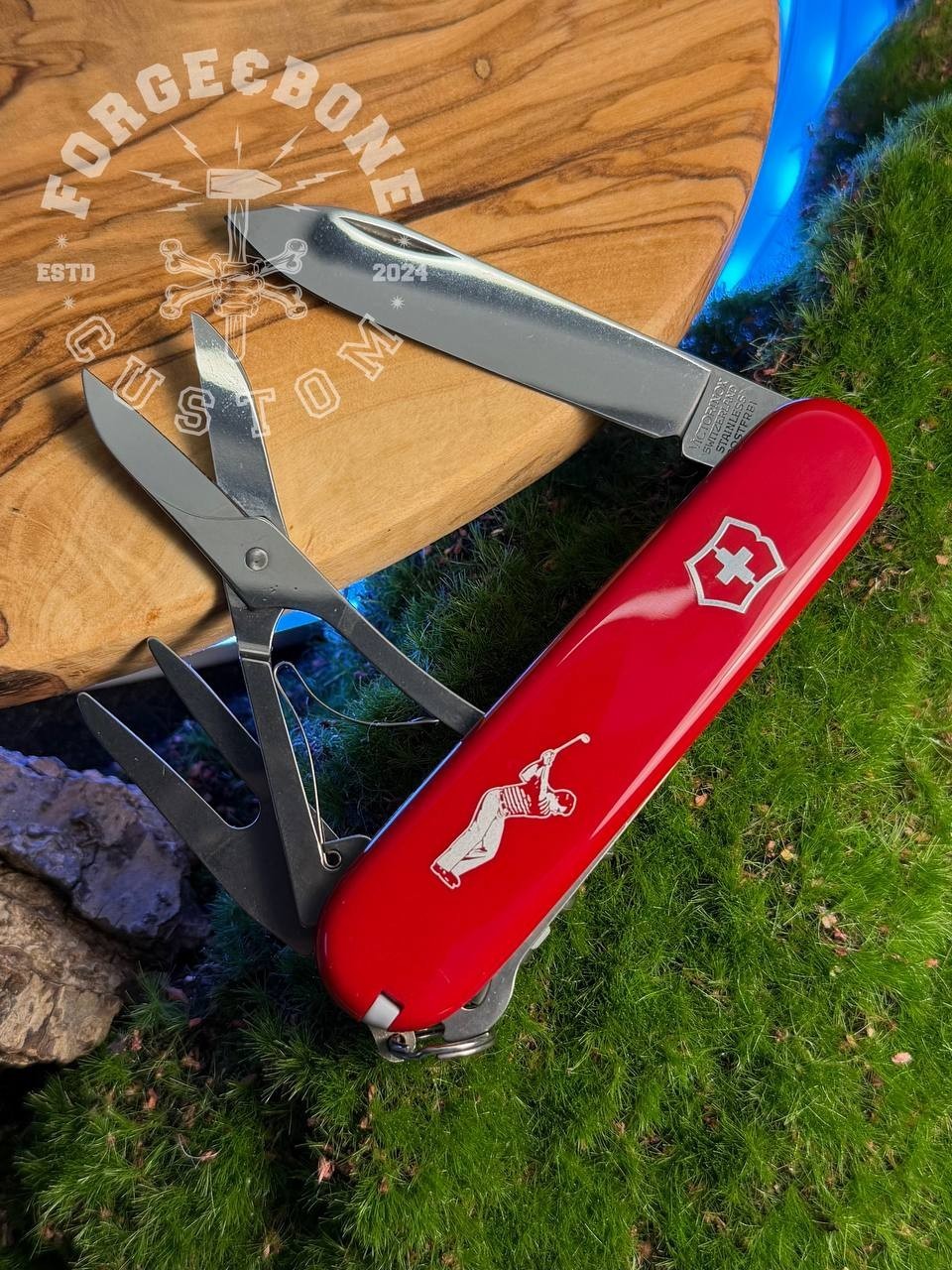 Victorinox Golfer Red 53811, New in Box