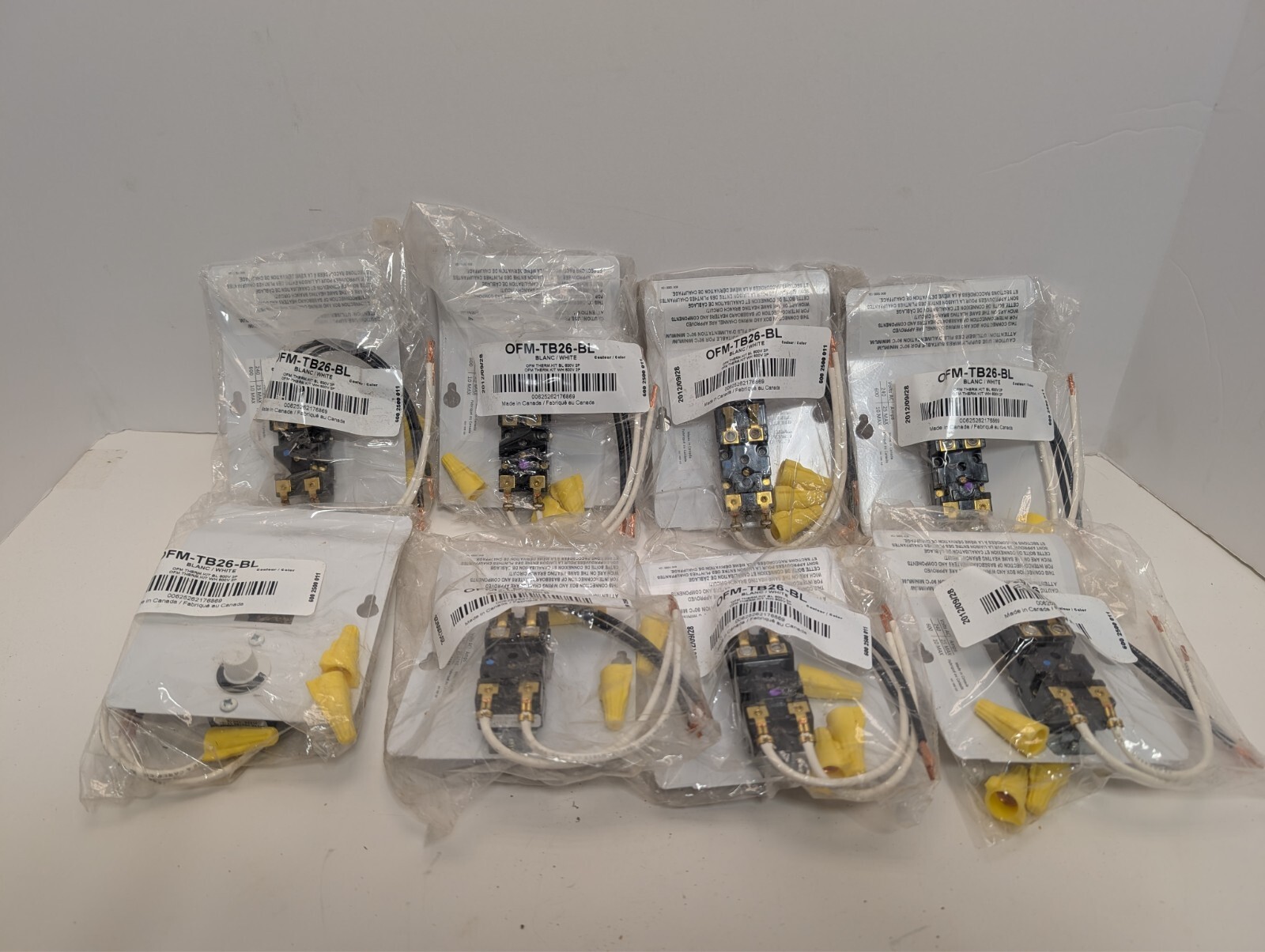 OUELLET OFM-TB26-BL Kits LOT of 8X Thermostats OFM 240V 25A MAX 600V 10A MAX 2P