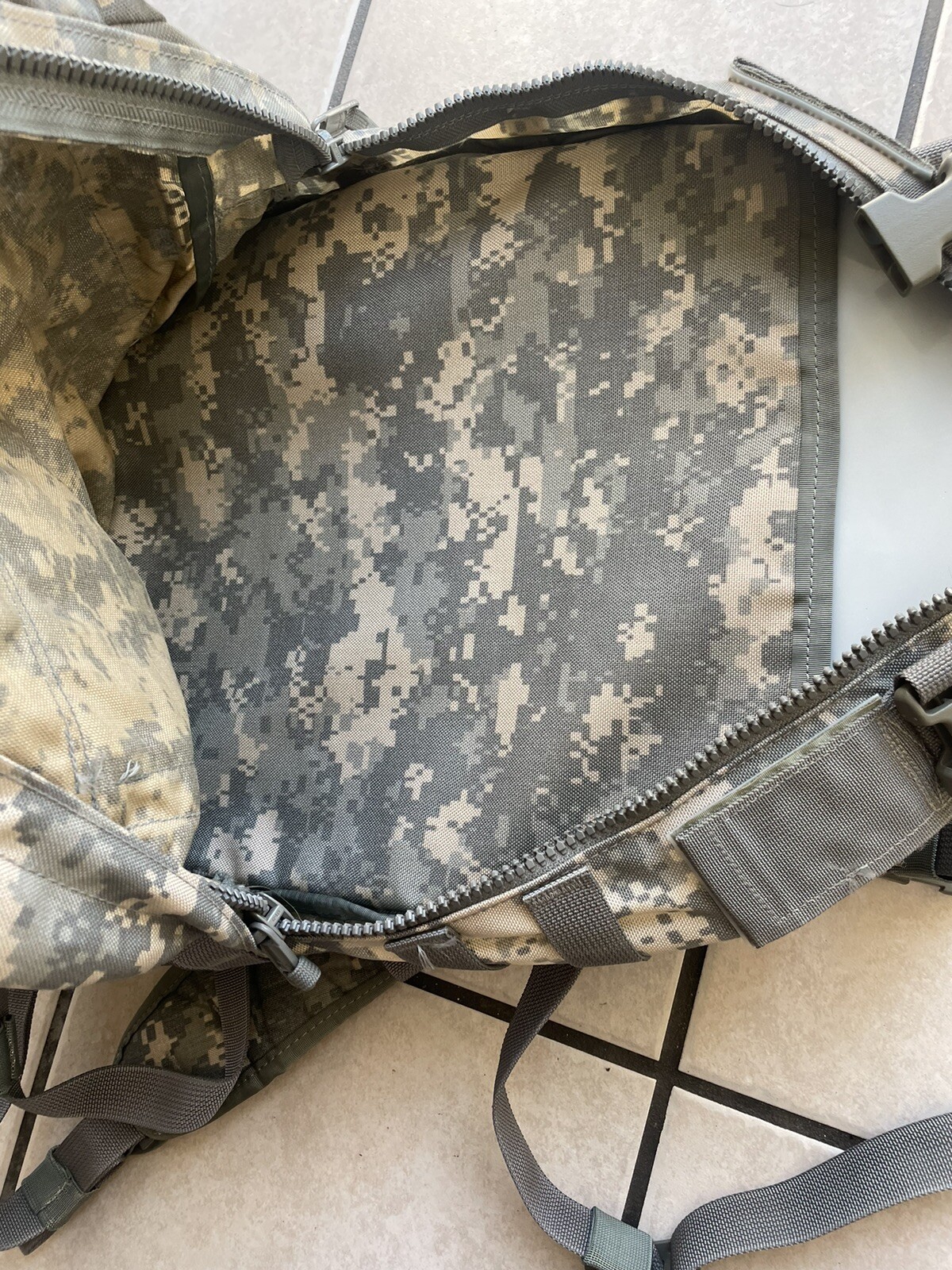 Assault Pack Backpack WITH Stiffener US ARMY USGI ACU Molle II
