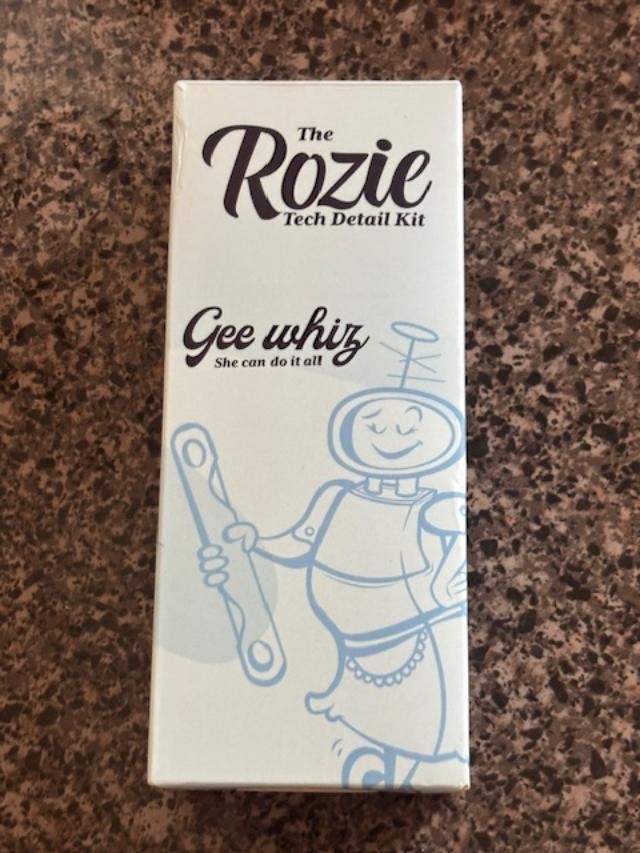 The Rozie Tech Detail Kit Cleaning Device Brand New Box