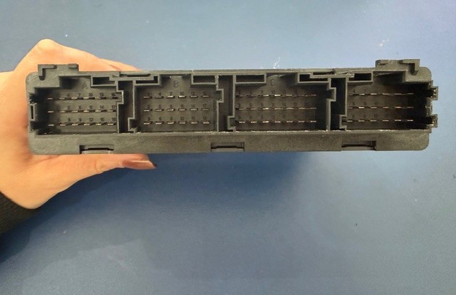 Freightliner Cascadia Continental CPC Chassis Control Module A0024468202/005
