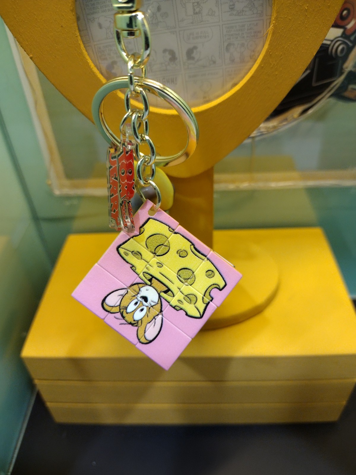 Tom and Jerry Mini Cube Puzzle Keychain Officially Licensed New Charm Key Ring