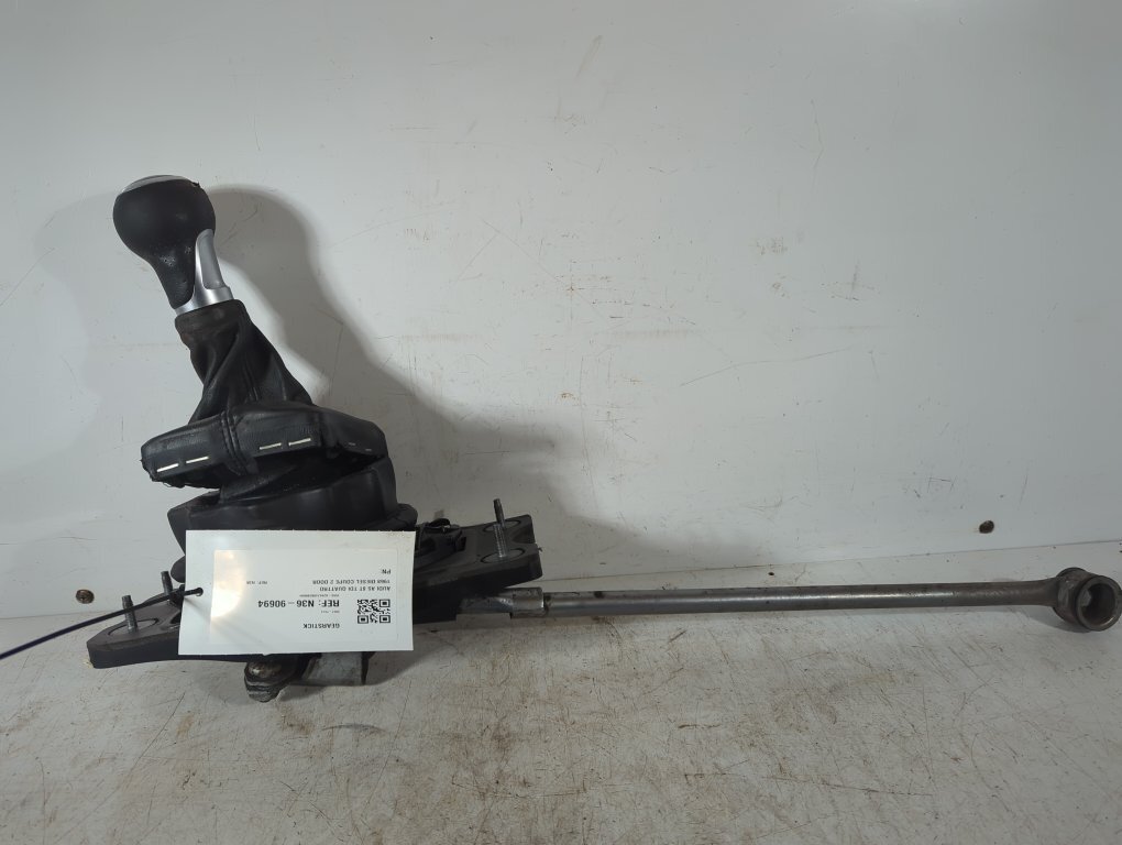 Audi A5 8t Tdi Quattro Coupe 2 Door 2007-2012 Gearstick 8K0711406 N36