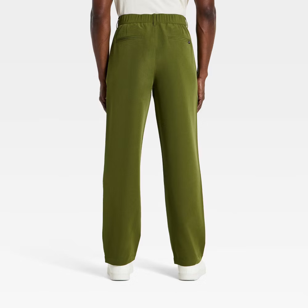 Houston White Men Relaxed Leg Performance Pleated Pants