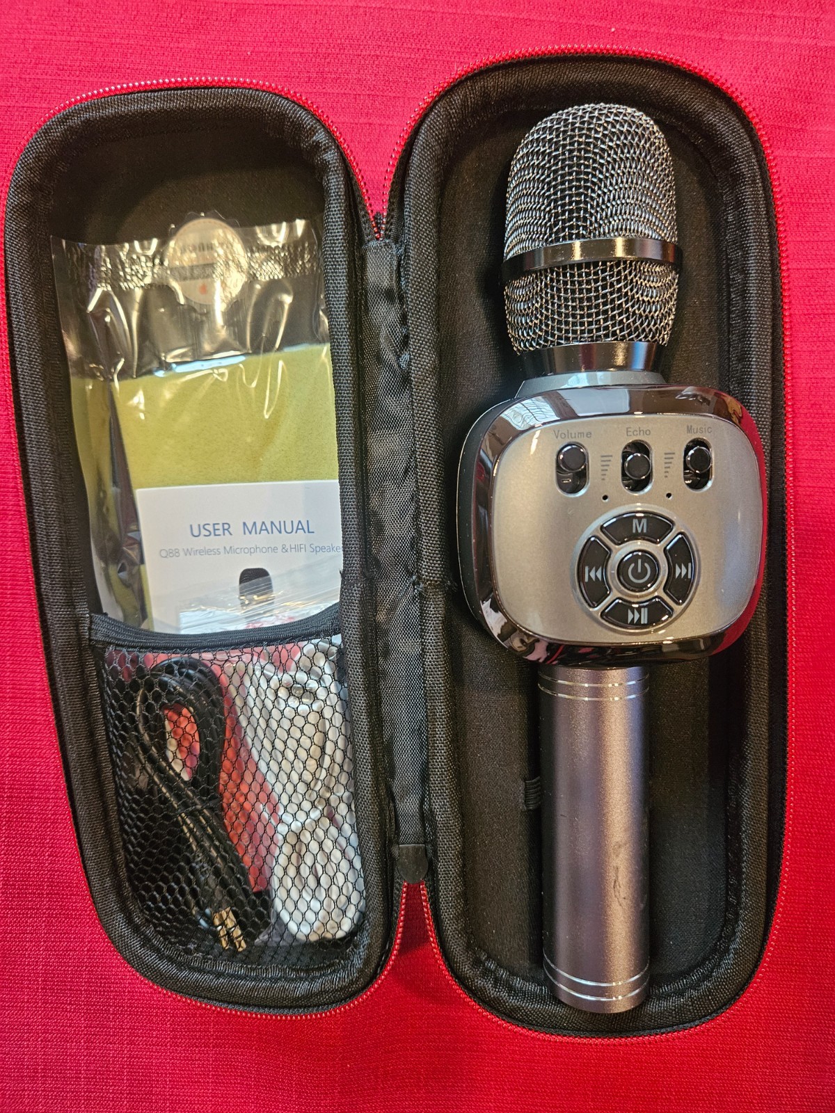 Bonaok Q88 Wireless Microphone & HiFi Speaker