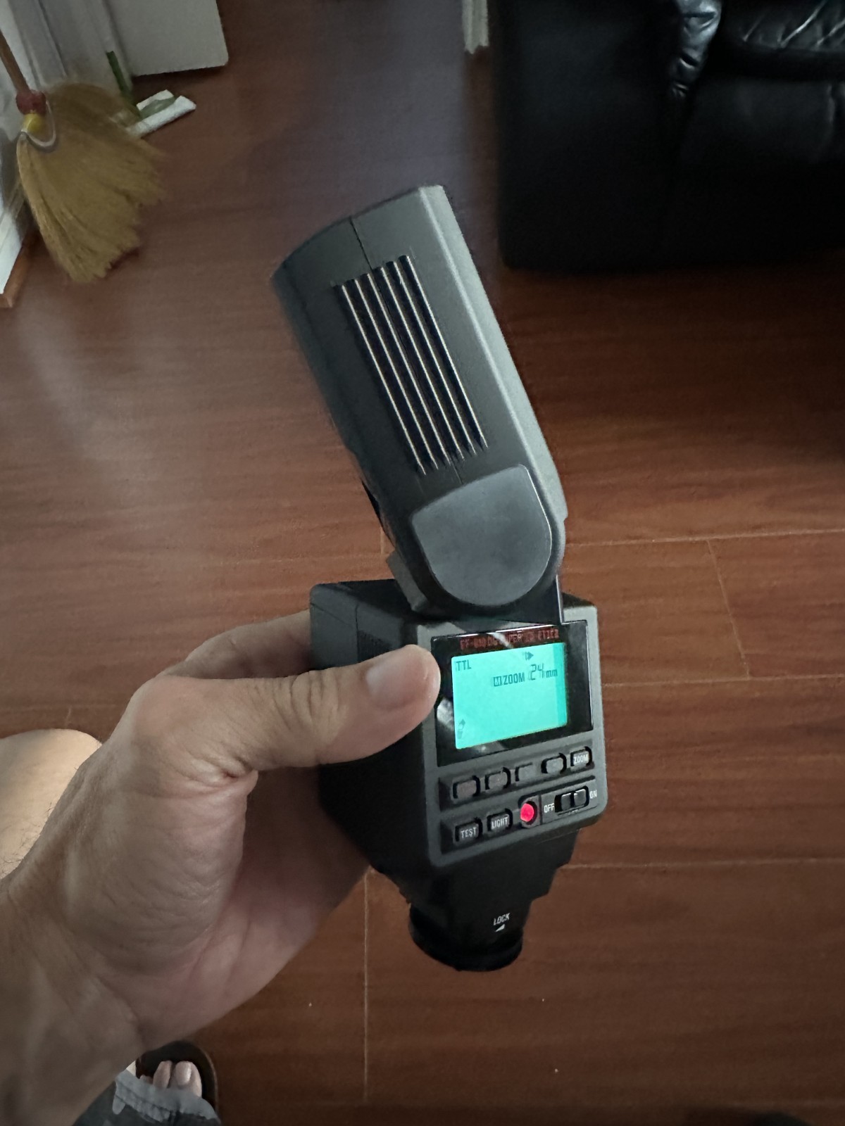 Sigma EF-610 DG Super Shoe Mount Flash for Canon
